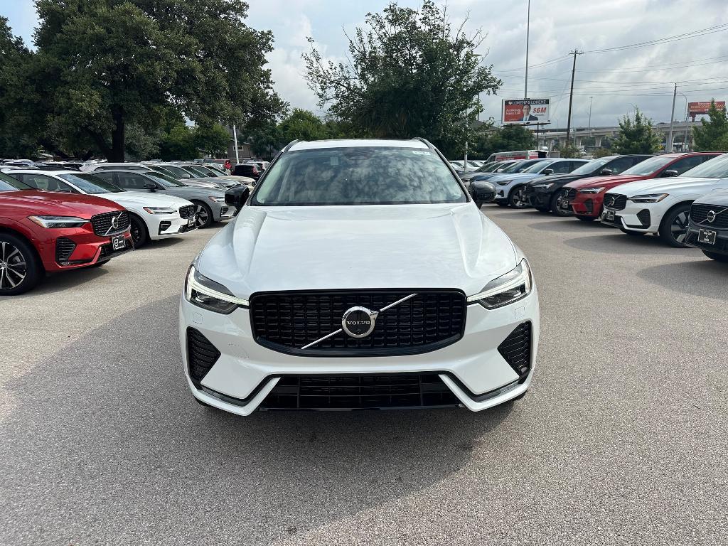 new 2025 Volvo XC60 car, priced at $56,525