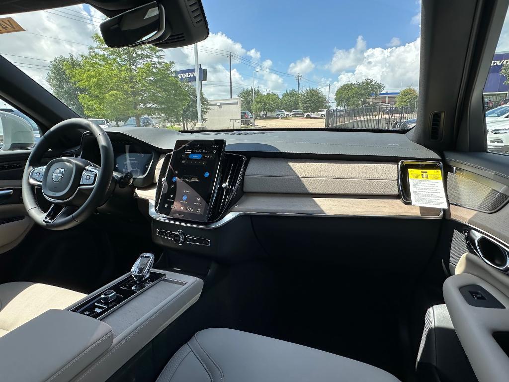 new 2026 Volvo XC90 car, priced at $81,875