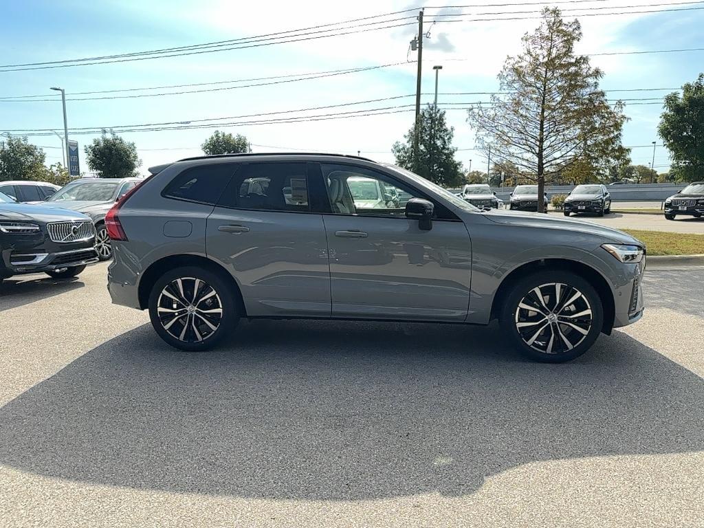 new 2025 Volvo XC60 car, priced at $55,725