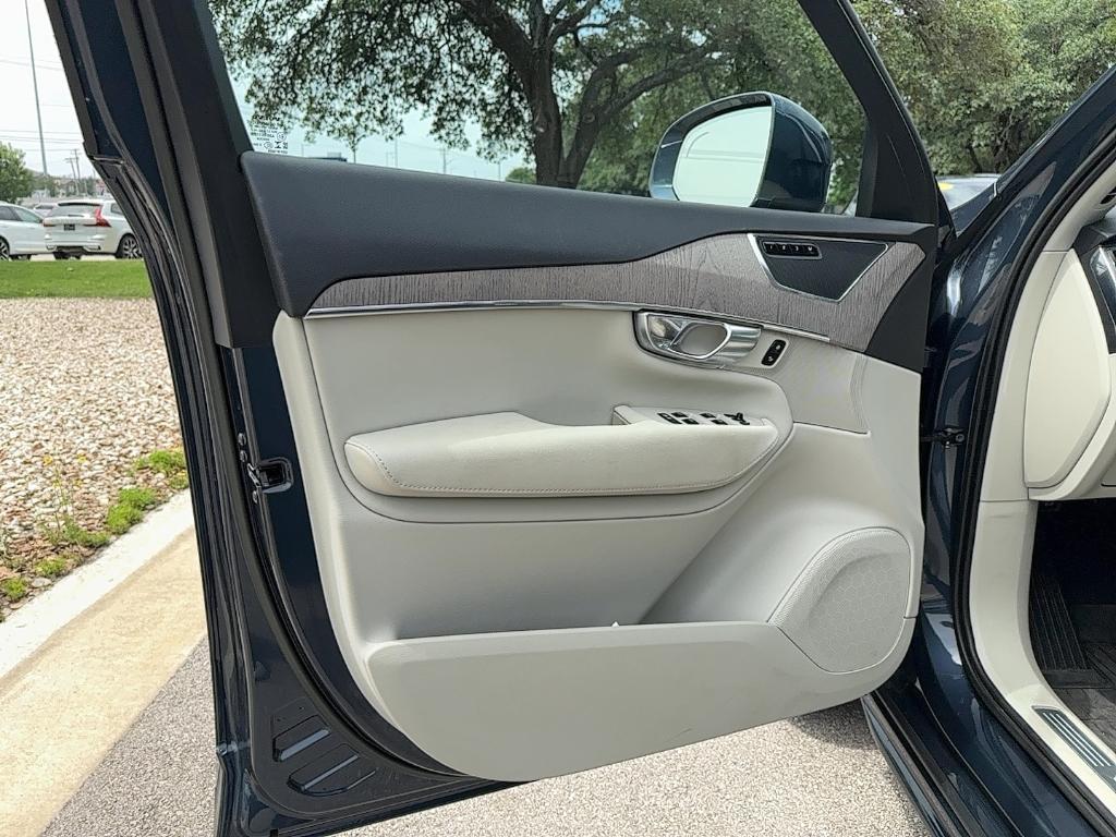 used 2023 Volvo XC90 car, priced at $53,995
