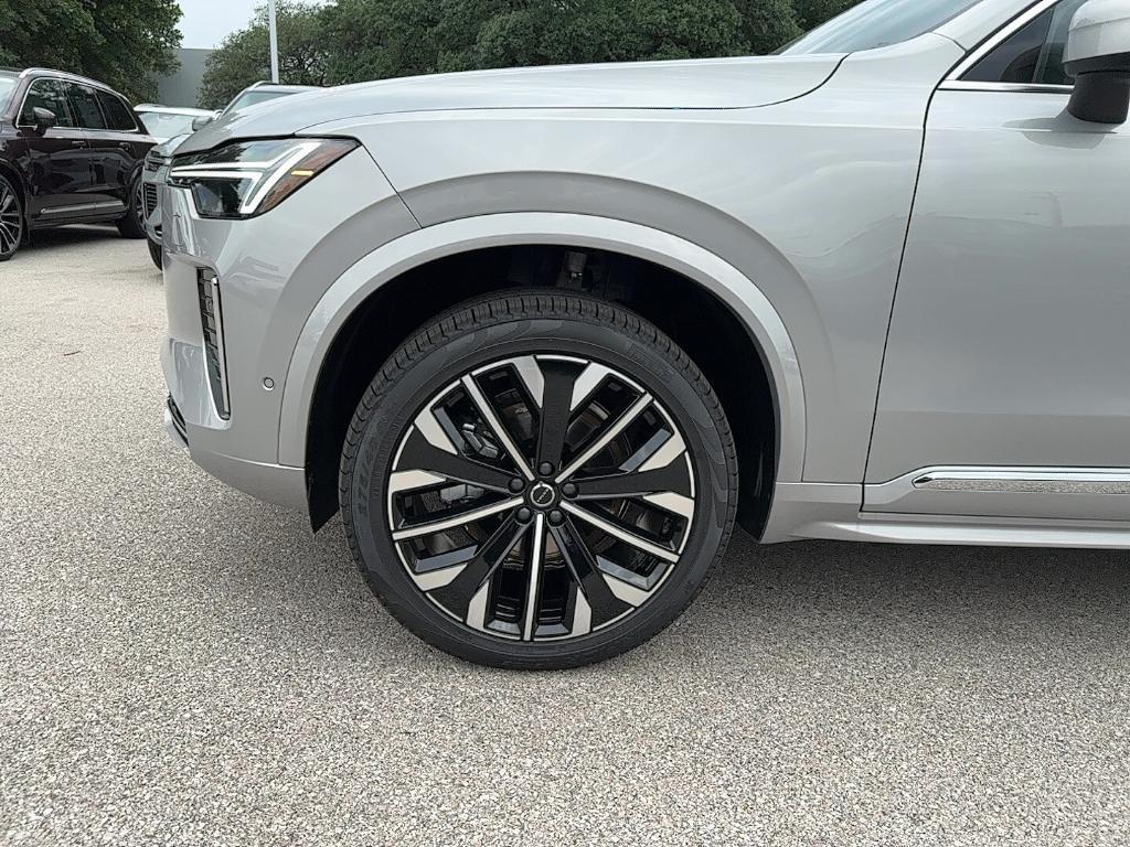 new 2025 Volvo XC90 car, priced at $69,155