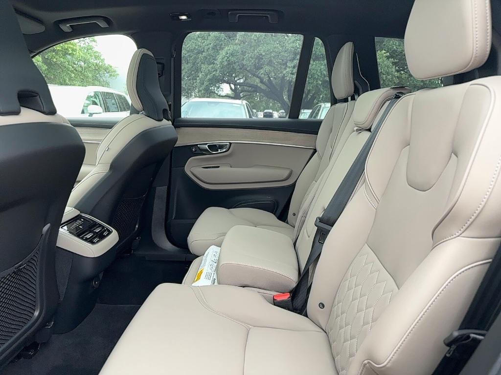 new 2025 Volvo XC90 car, priced at $69,155