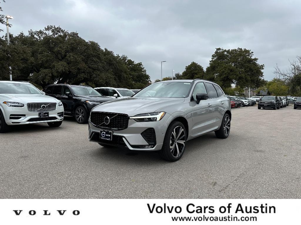 new 2025 Volvo XC60 car, priced at $59,095