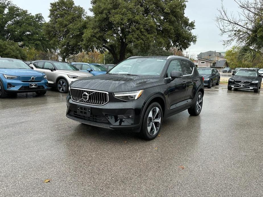 new 2024 Volvo XC40 car, priced at $47,895