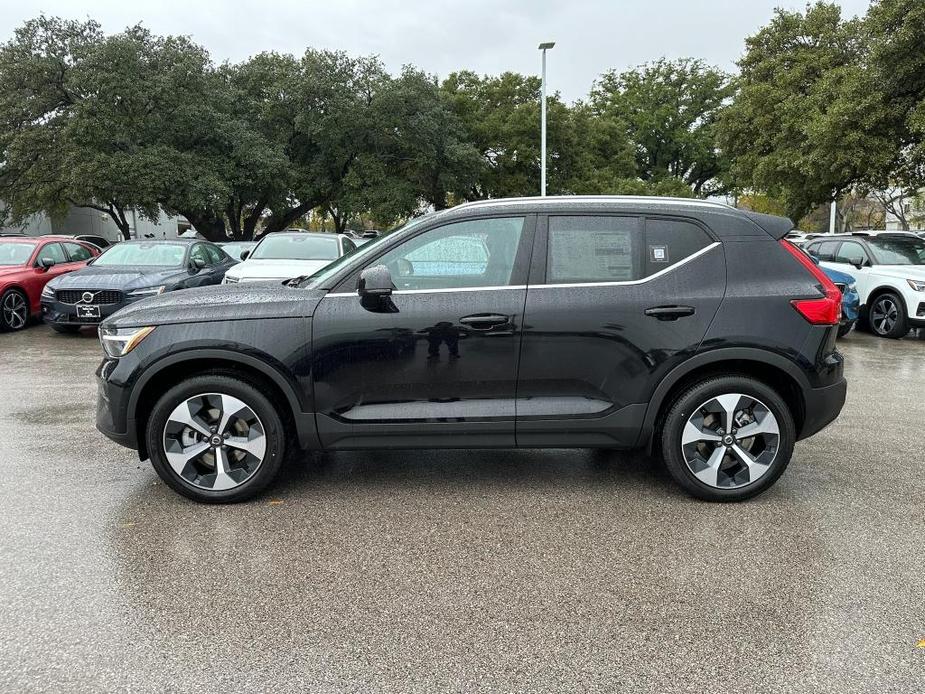 new 2024 Volvo XC40 car, priced at $47,895