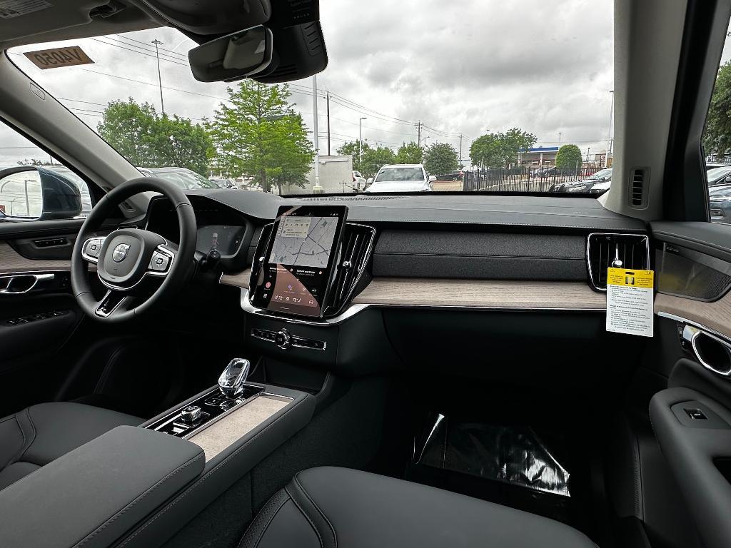 new 2025 Volvo XC90 Plug-In Hybrid car, priced at $77,895