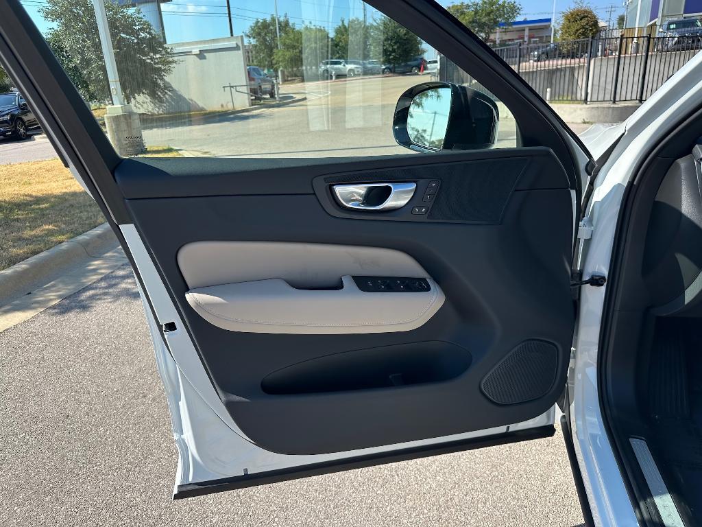 new 2026 Volvo XC60 car, priced at $56,395