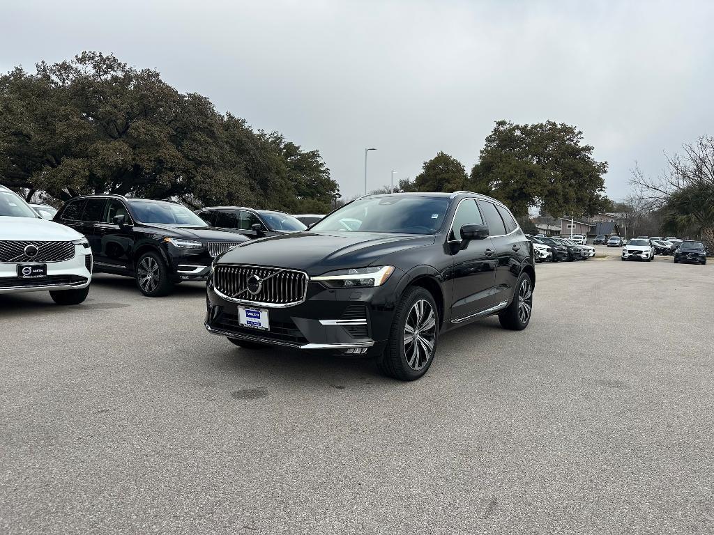 used 2022 Volvo XC60 car, priced at $35,922