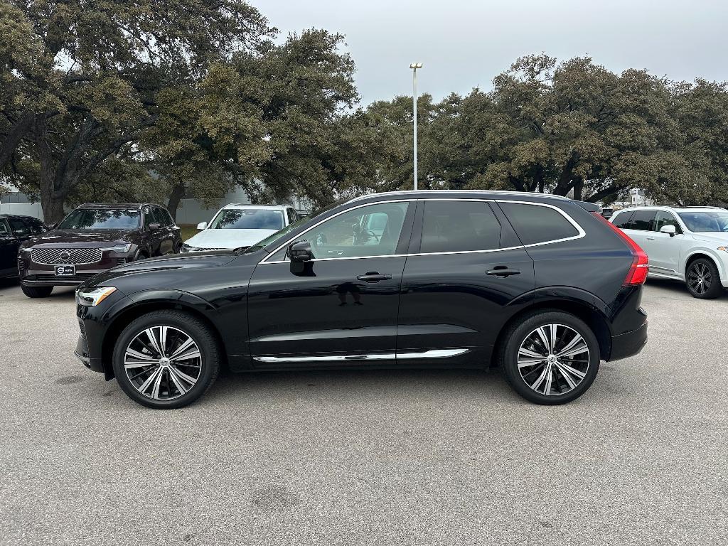 used 2022 Volvo XC60 car, priced at $35,922