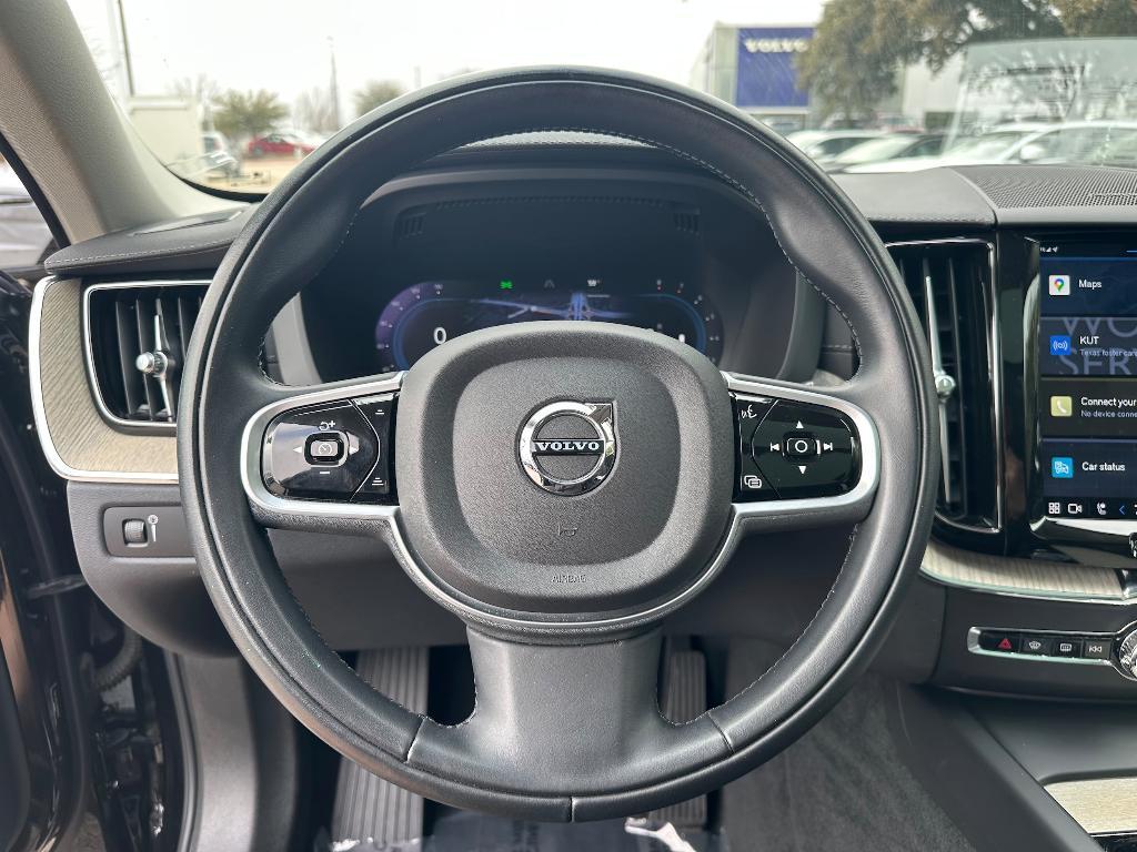 used 2022 Volvo XC60 car, priced at $35,922