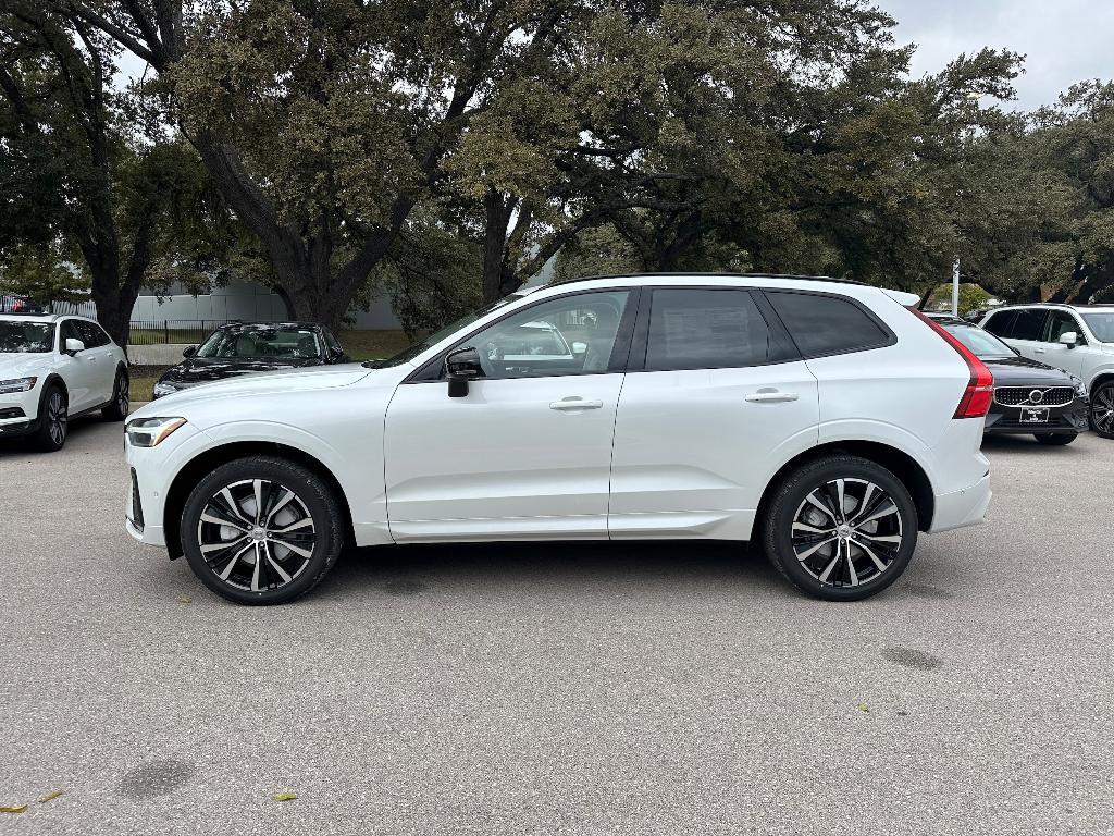 new 2025 Volvo XC60 car, priced at $54,585