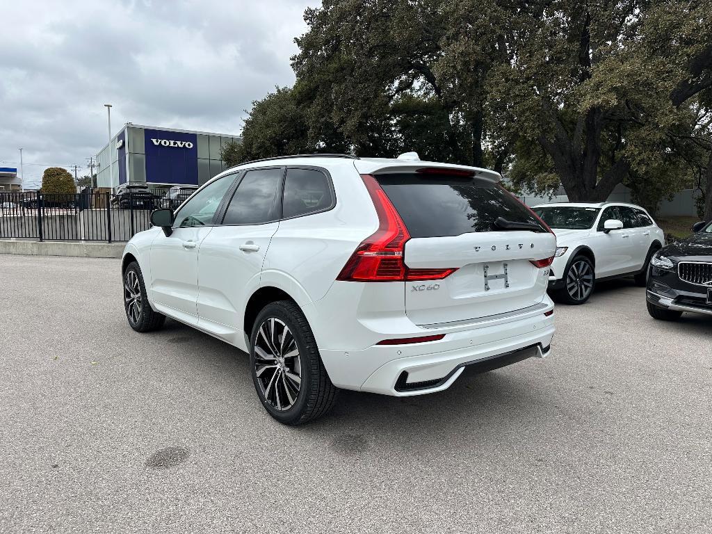 new 2025 Volvo XC60 car, priced at $54,585