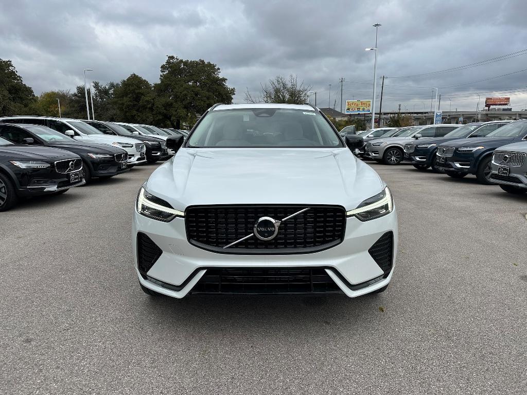 new 2025 Volvo XC60 car, priced at $54,585