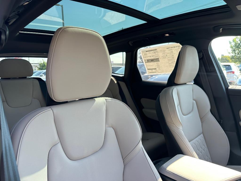 new 2026 Volvo XC60 car, priced at $57,985