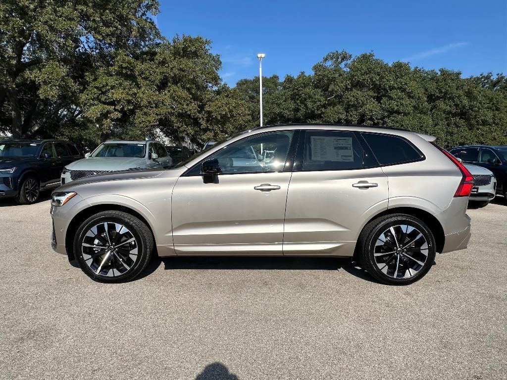 new 2026 Volvo XC60 car, priced at $57,985