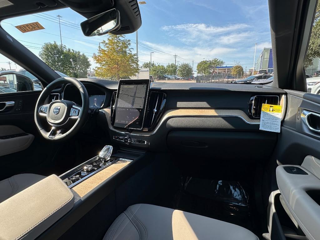 new 2026 Volvo XC60 car, priced at $57,985