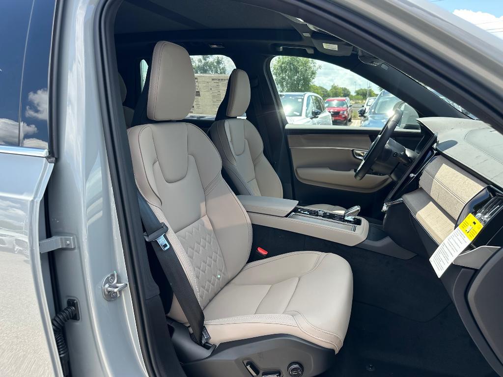 new 2026 Volvo XC90 car, priced at $71,825