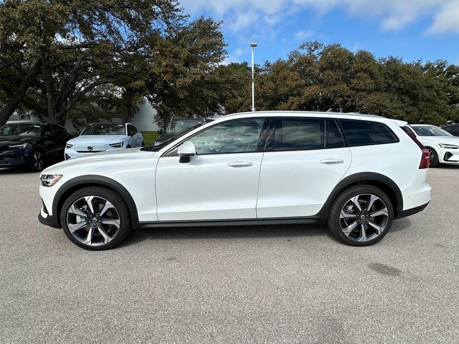 new 2024 Volvo V60 Cross Country car, priced at $56,090