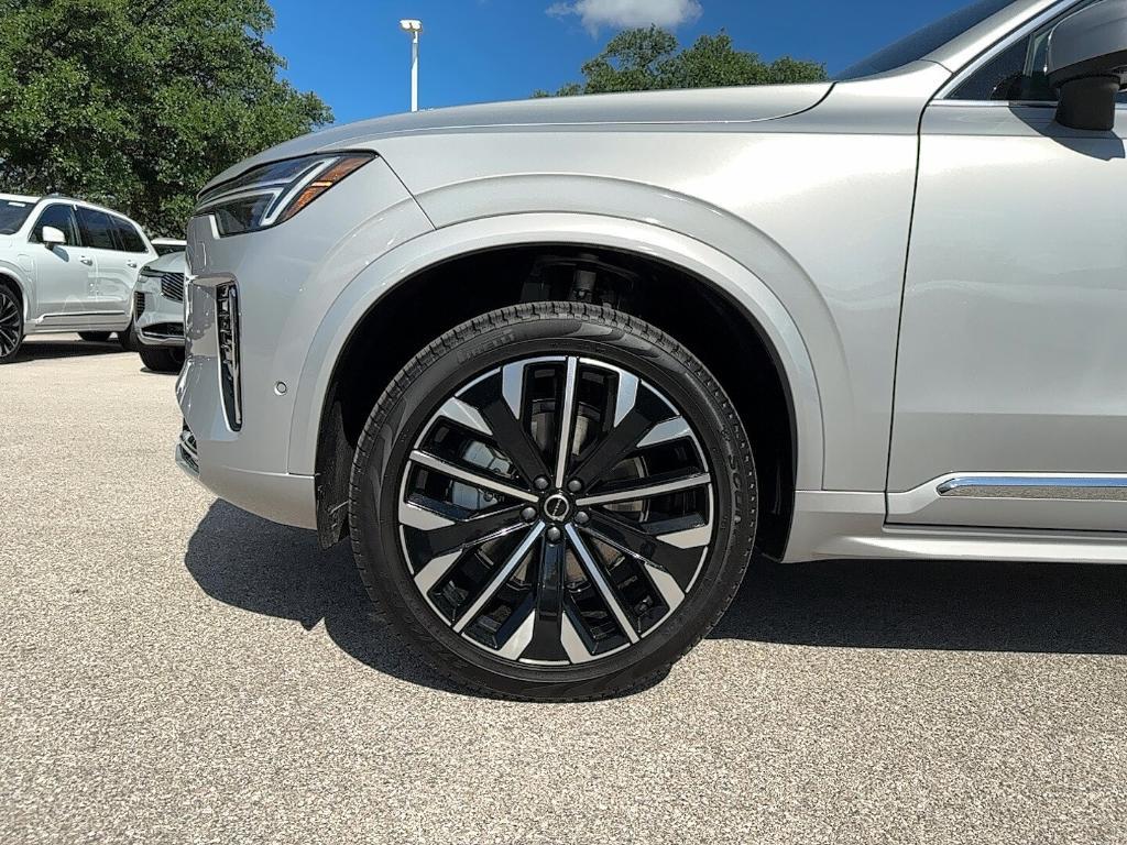 new 2025 Volvo XC90 car, priced at $65,555