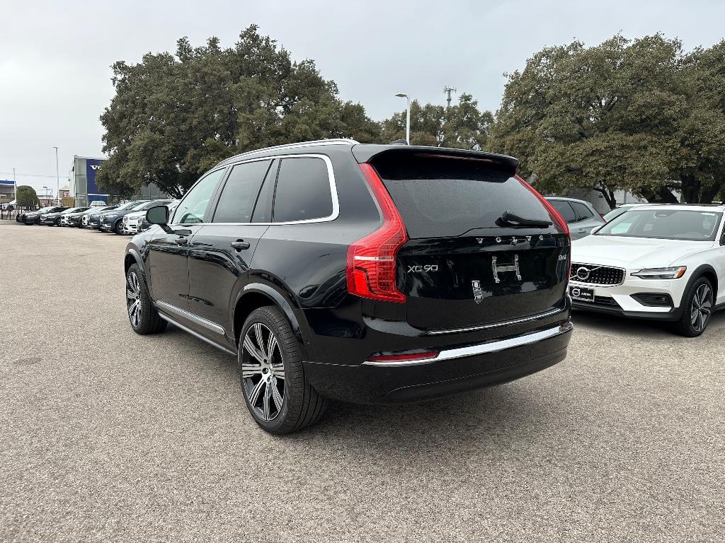 new 2025 Volvo XC90 car, priced at $68,065