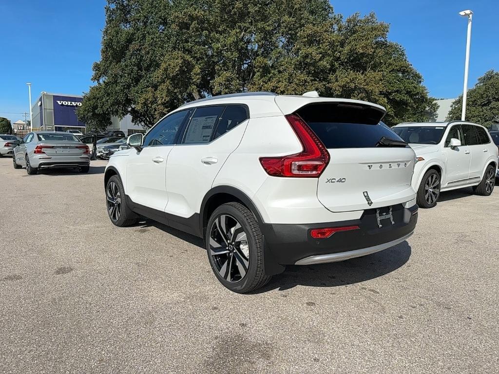 new 2025 Volvo XC40 car, priced at $52,985