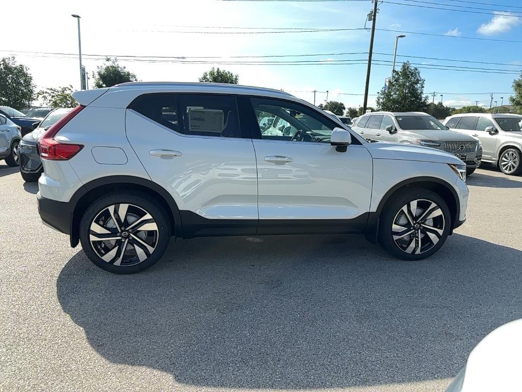 new 2025 Volvo XC40 car, priced at $52,985