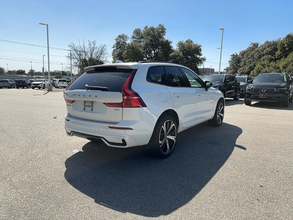 used 2022 Volvo XC60 car, priced at $34,995