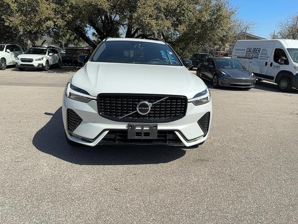 used 2022 Volvo XC60 car, priced at $34,995