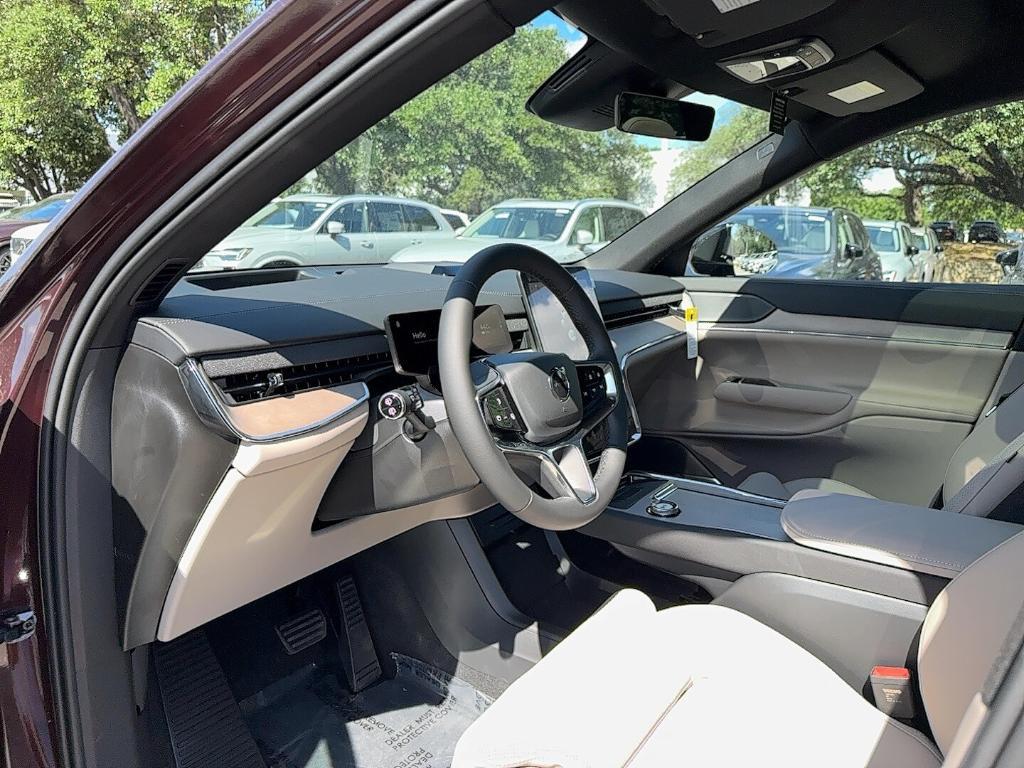 new 2025 Volvo EX90 car, priced at $83,400