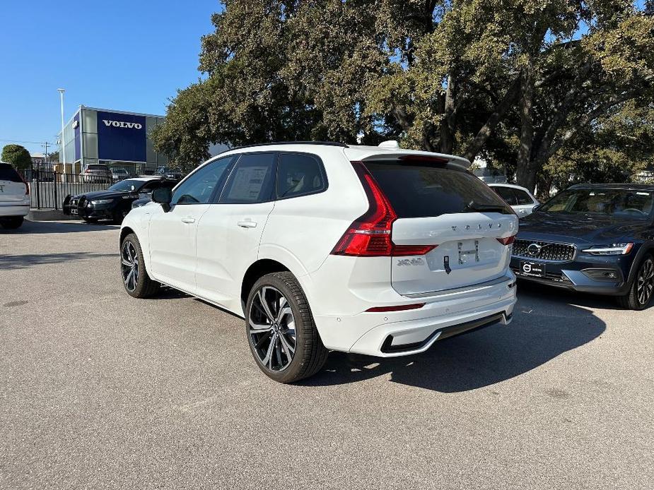 new 2025 Volvo XC60 Plug-In Hybrid car, priced at $71,485