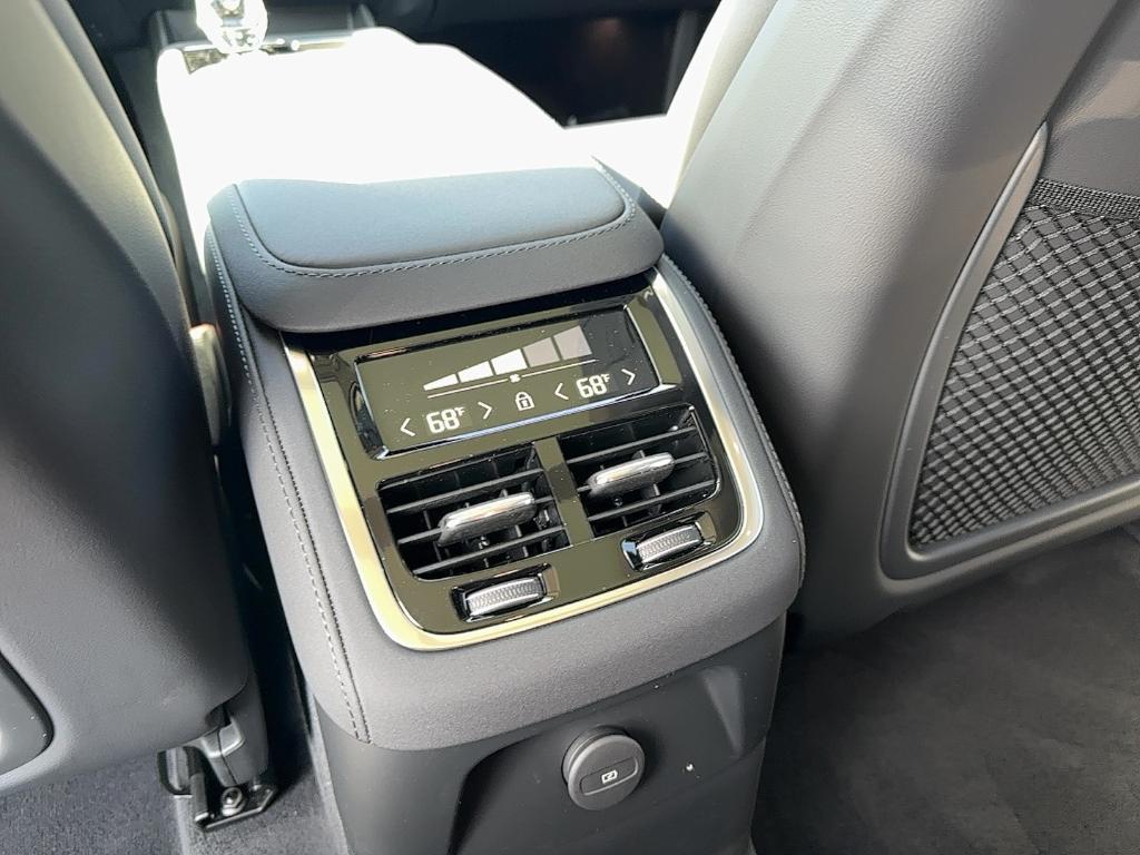new 2025 Volvo XC90 Plug-In Hybrid car, priced at $74,985