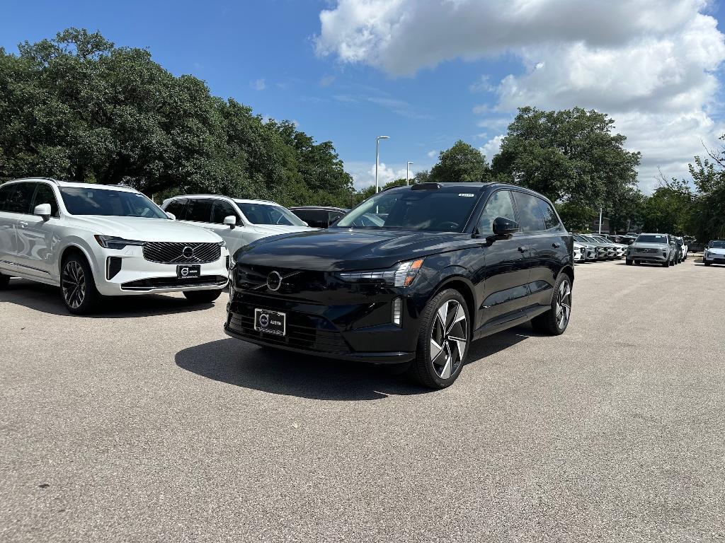 new 2025 Volvo EX90 car, priced at $90,405