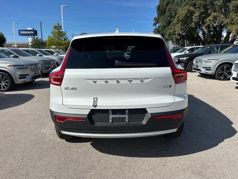 new 2025 Volvo XC40 car, priced at $51,765