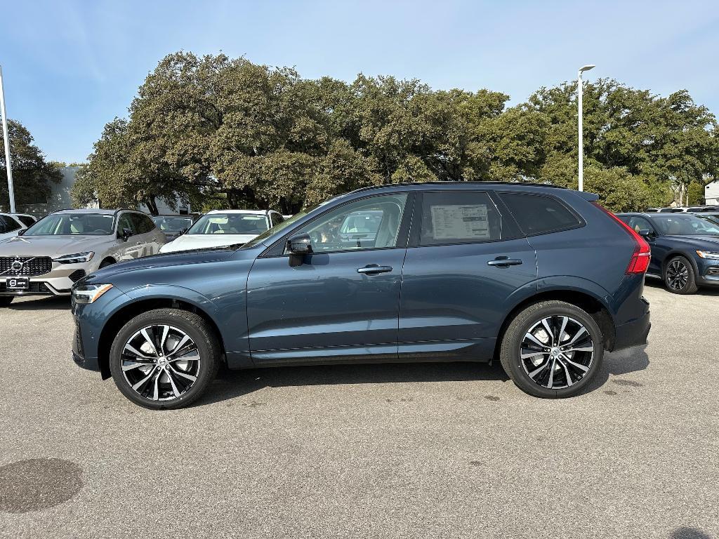 new 2025 Volvo XC60 car, priced at $54,585