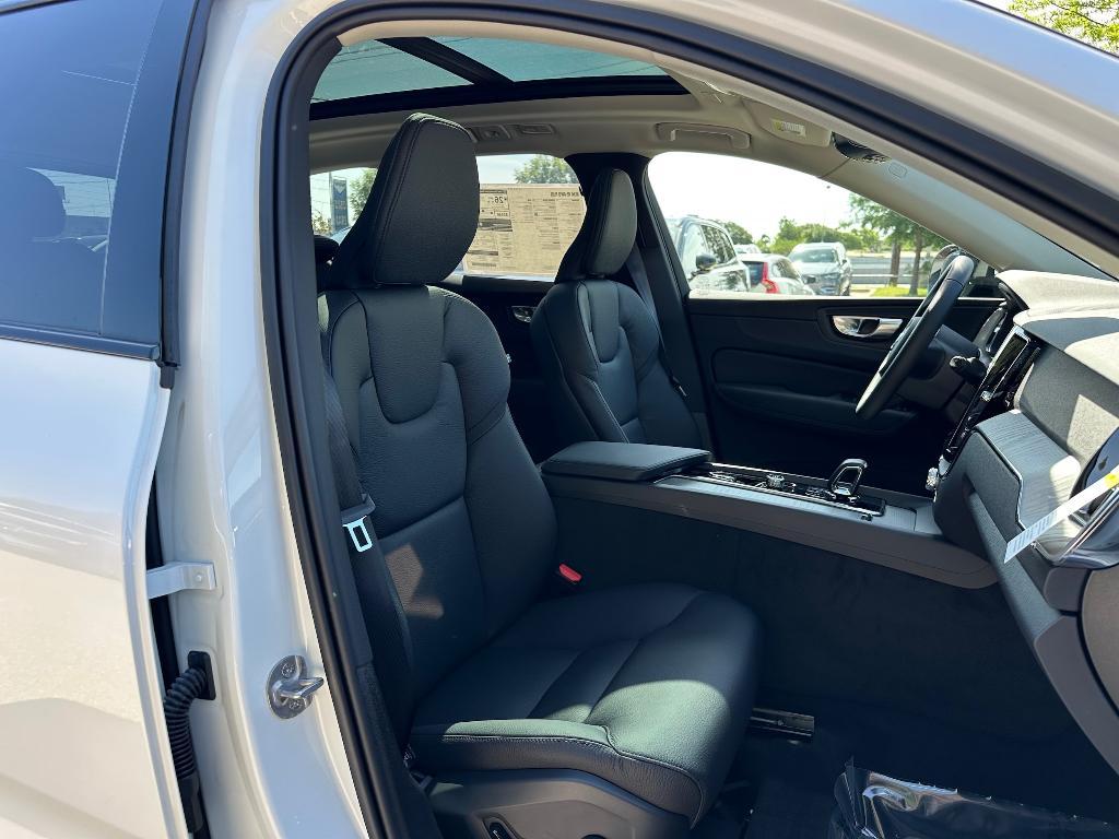 new 2025 Volvo XC60 car, priced at $54,560