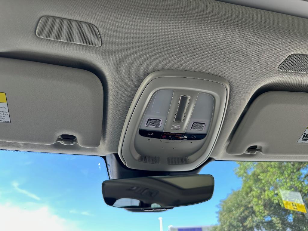new 2025 Volvo XC60 car, priced at $54,560