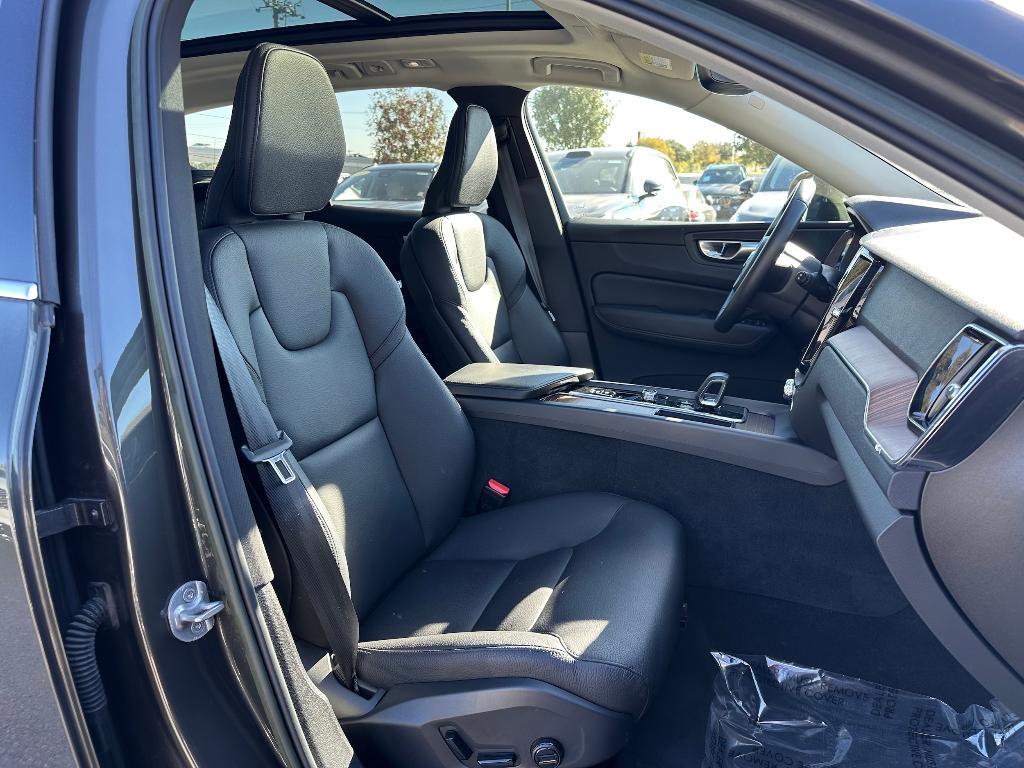used 2022 Volvo XC60 car, priced at $24,995
