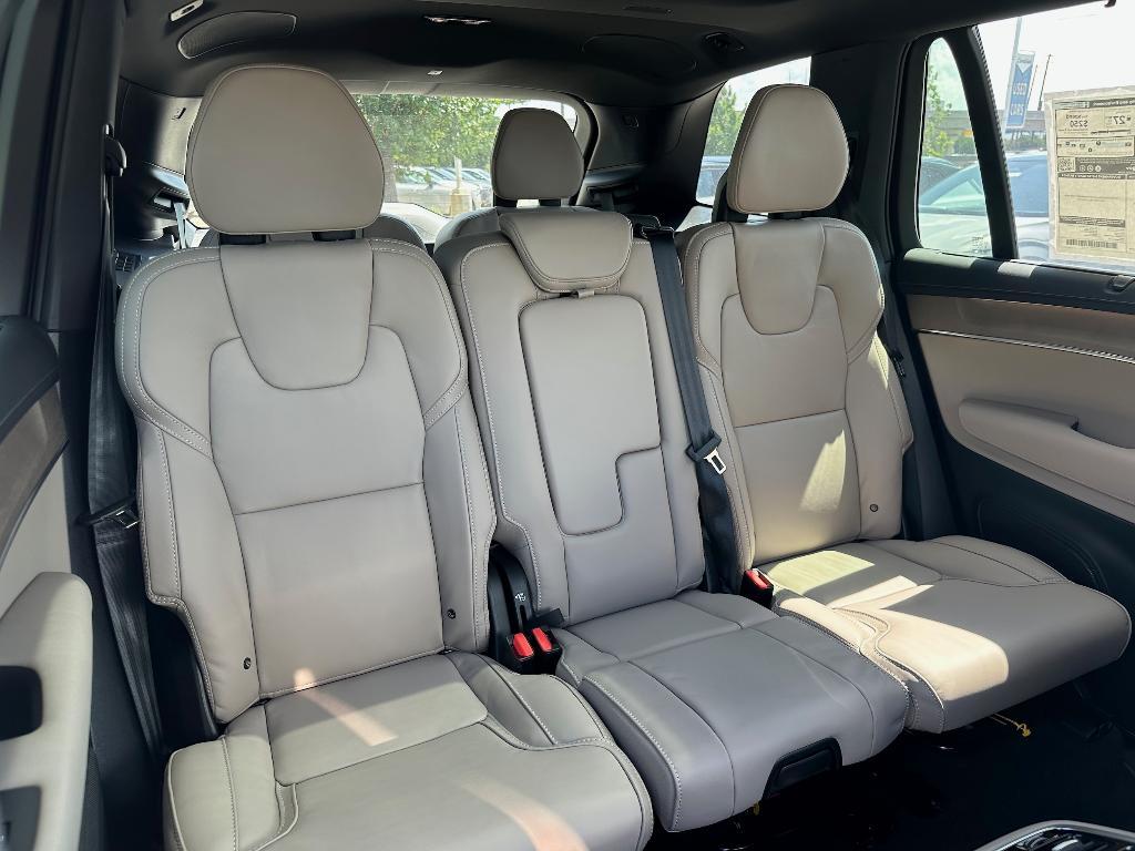 new 2026 Volvo XC90 car, priced at $85,625