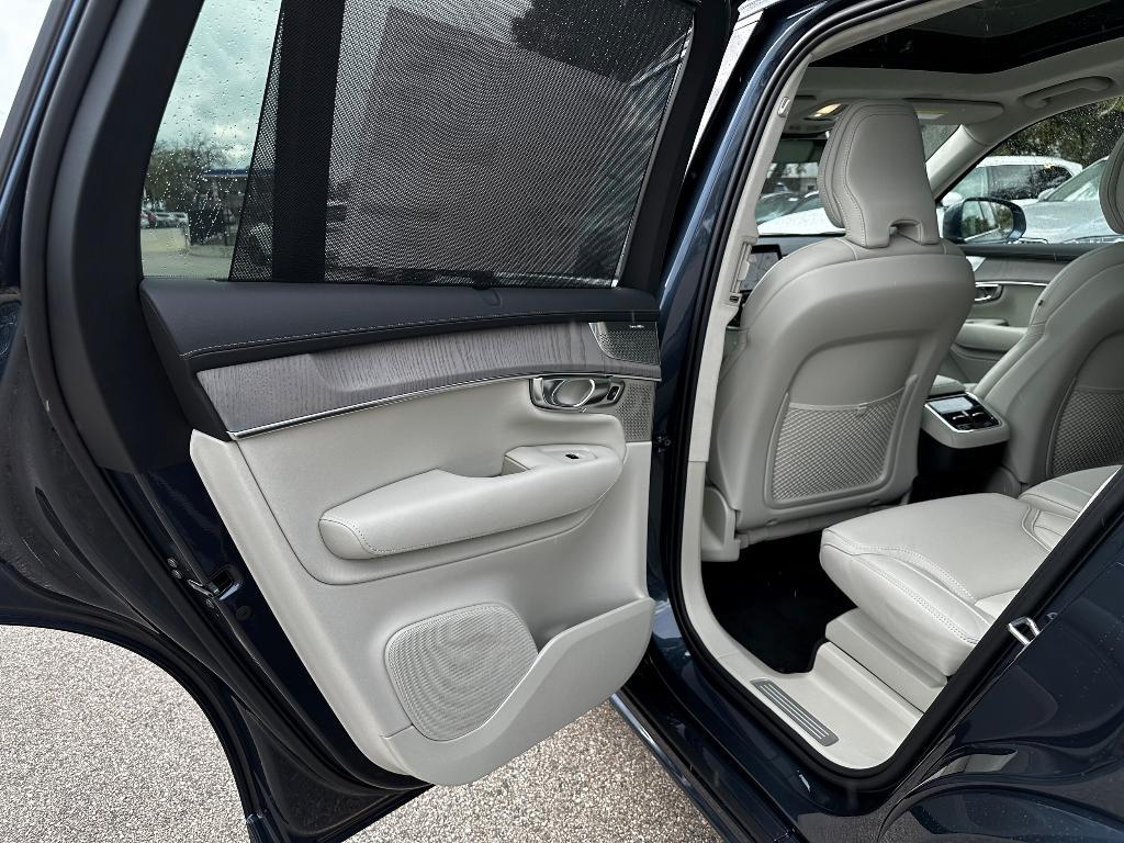 new 2025 Volvo XC90 car, priced at $79,345