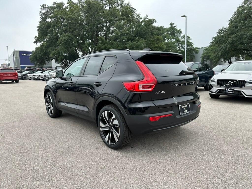 new 2024 Volvo XC40 car, priced at $51,425