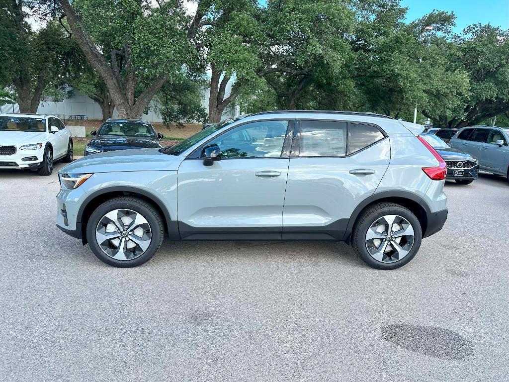 new 2026 Volvo XC40 car, priced at $50,150