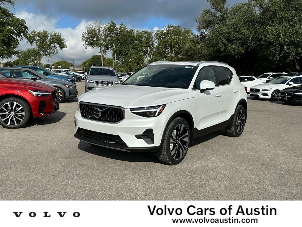 new 2024 Volvo XC40 car, priced at $48,425