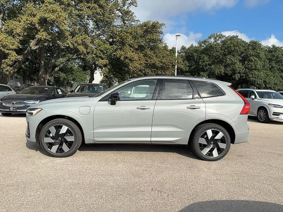 new 2025 Volvo XC60 Plug-In Hybrid car, priced at $66,635