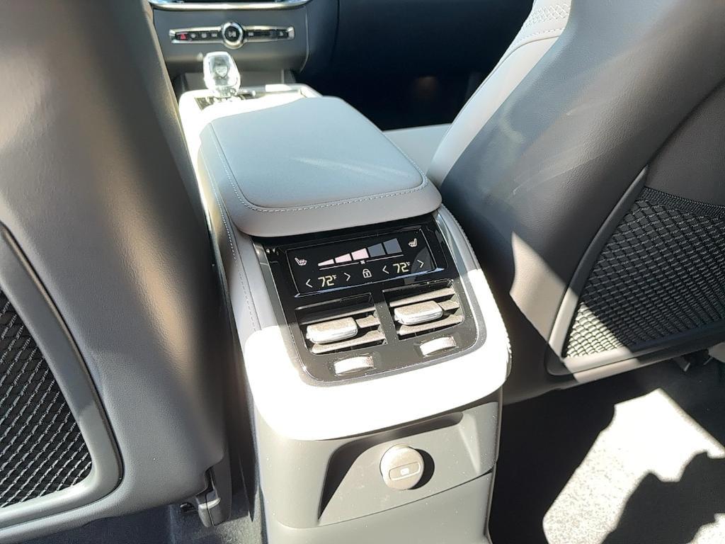 new 2025 Volvo XC90 Plug-In Hybrid car, priced at $78,805