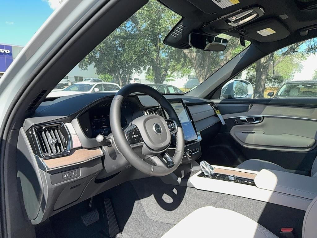 new 2025 Volvo XC90 Plug-In Hybrid car, priced at $78,805