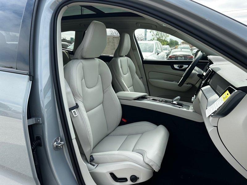 new 2025 Volvo XC60 car, priced at $59,095