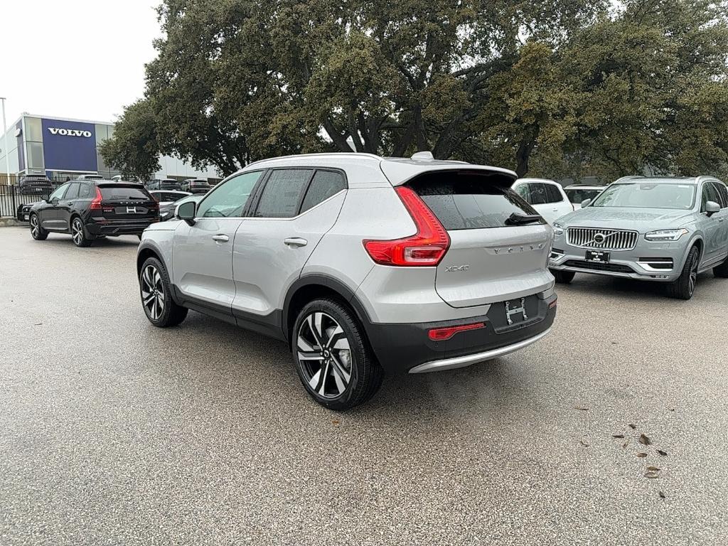 new 2025 Volvo XC40 car, priced at $51,000