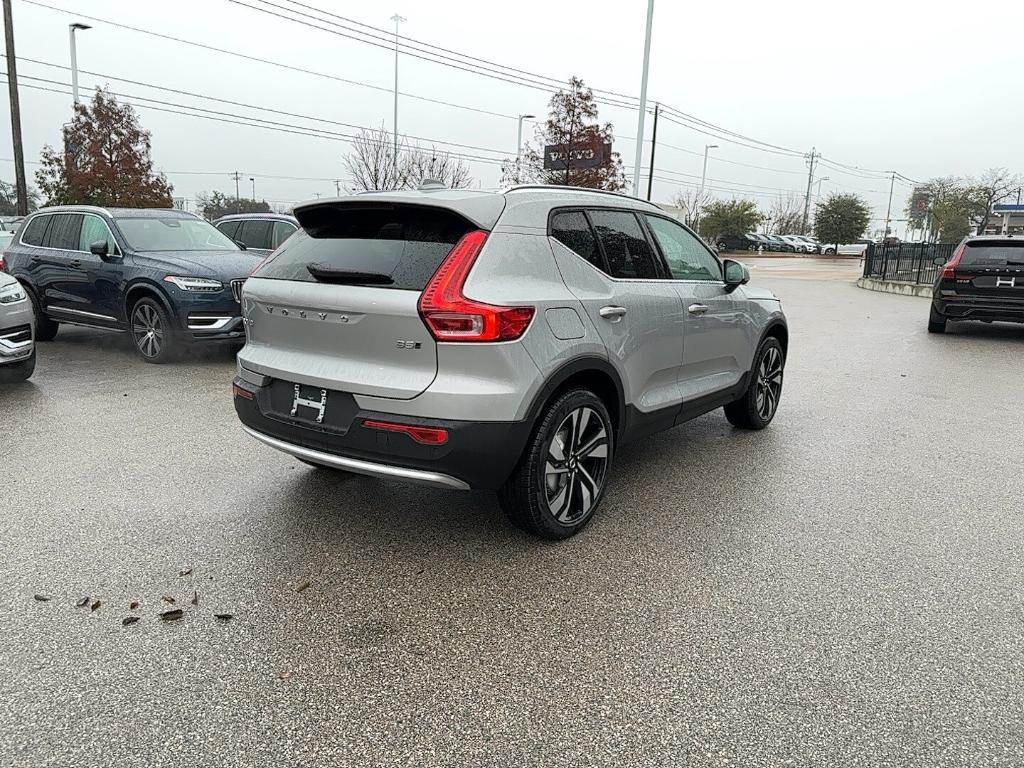 new 2025 Volvo XC40 car, priced at $51,000