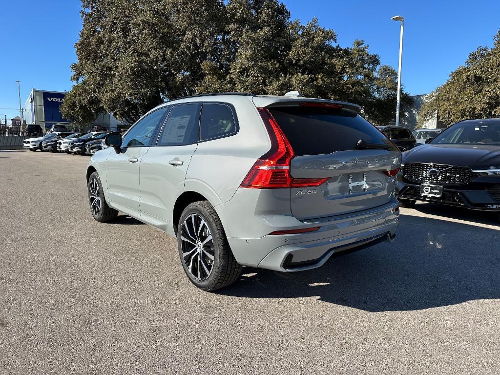 new 2025 Volvo XC60 car, priced at $54,585