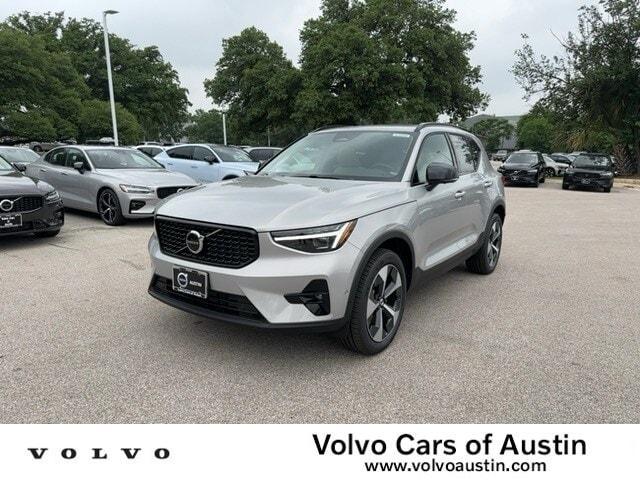 new 2024 Volvo XC40 car, priced at $48,525